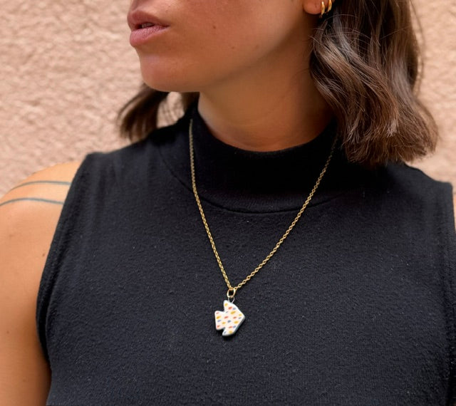 Ceramic pendant necklace